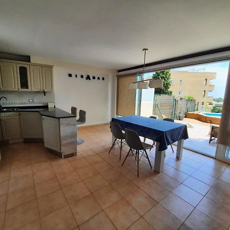 Apartamento El Crancs Салоу Екстериор снимка